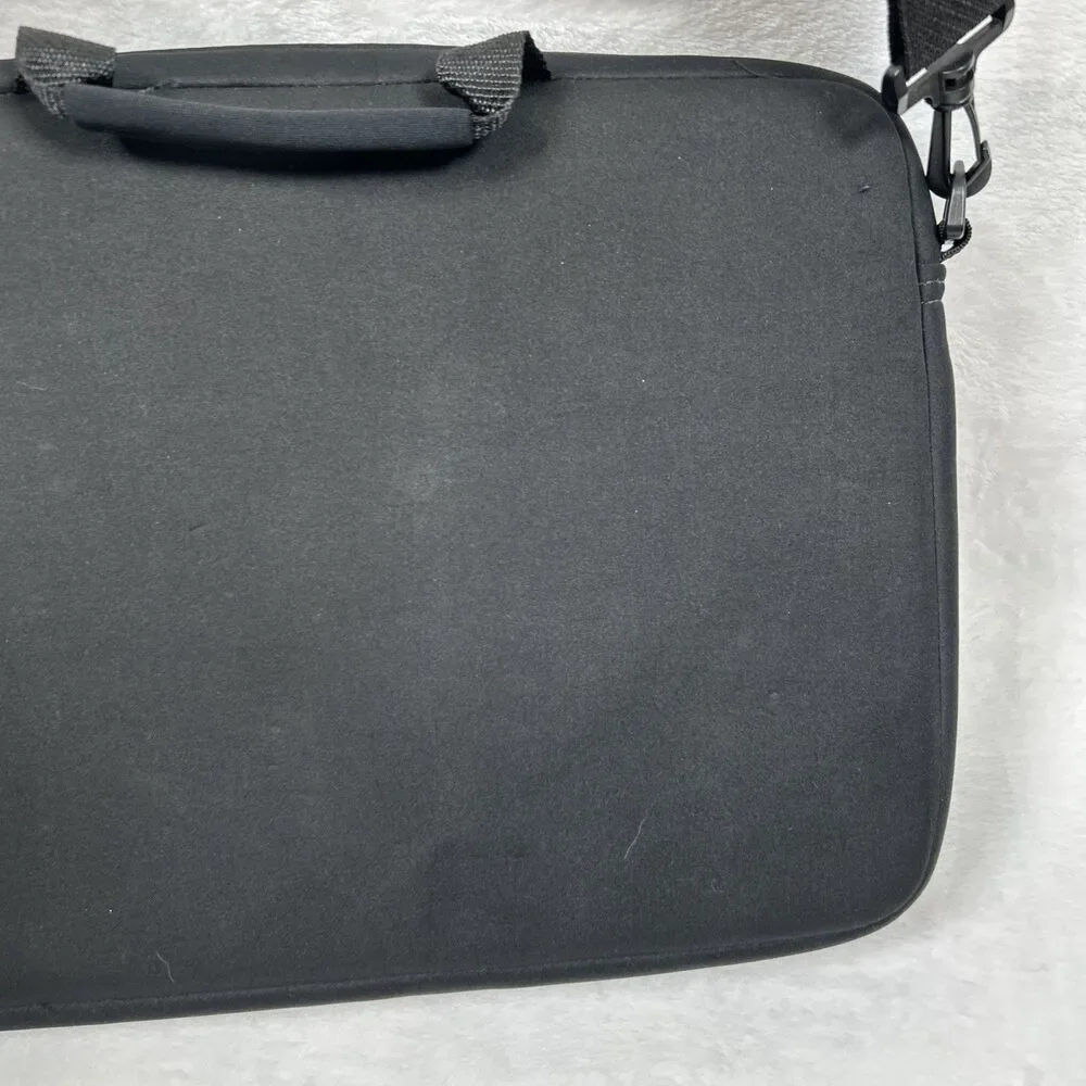 Targus Laptop Messenger Bag Black Gray CVR200-12A With Strap for 15” Laptop